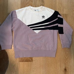 Adidas crewneck sweatshirt